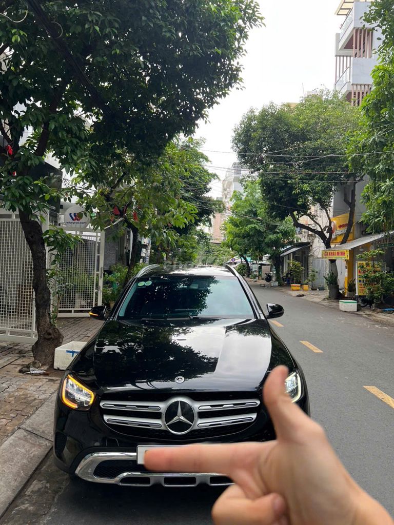 Mercedes-Benz GLC 2020 - ảnh 1
