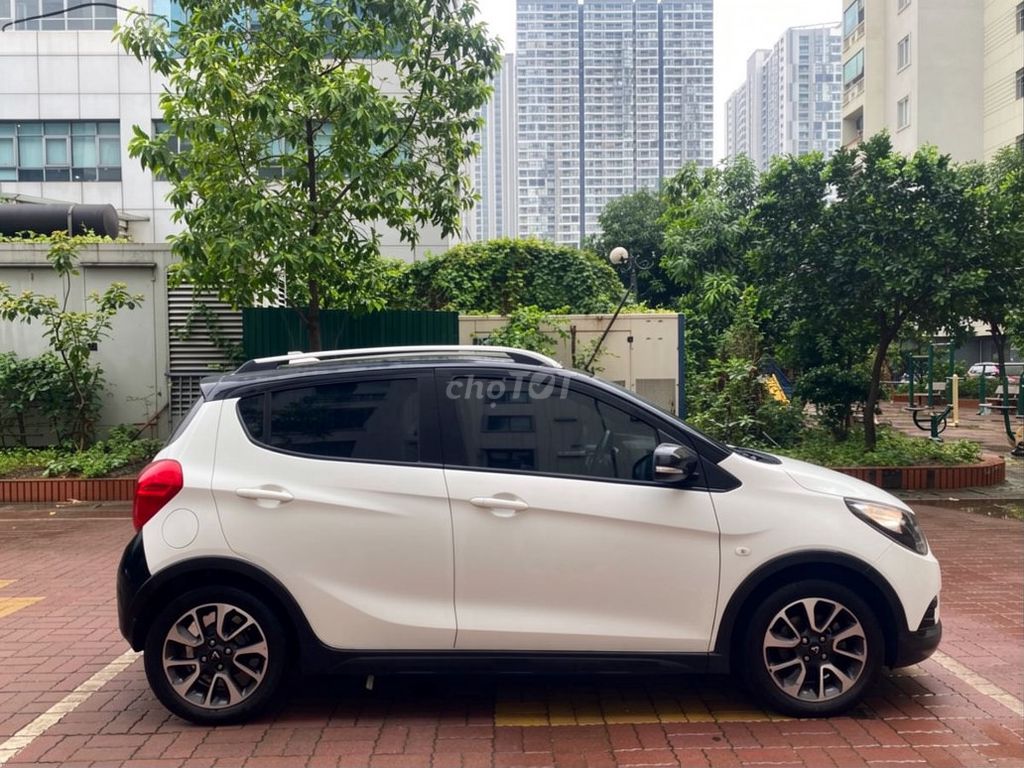 VinFast Fadil Nâng cao 1.4 AT 2022 - ảnh 3