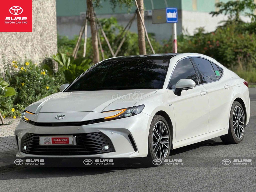Toyota Camry 2.5 HEV Top 2025 - ảnh 5