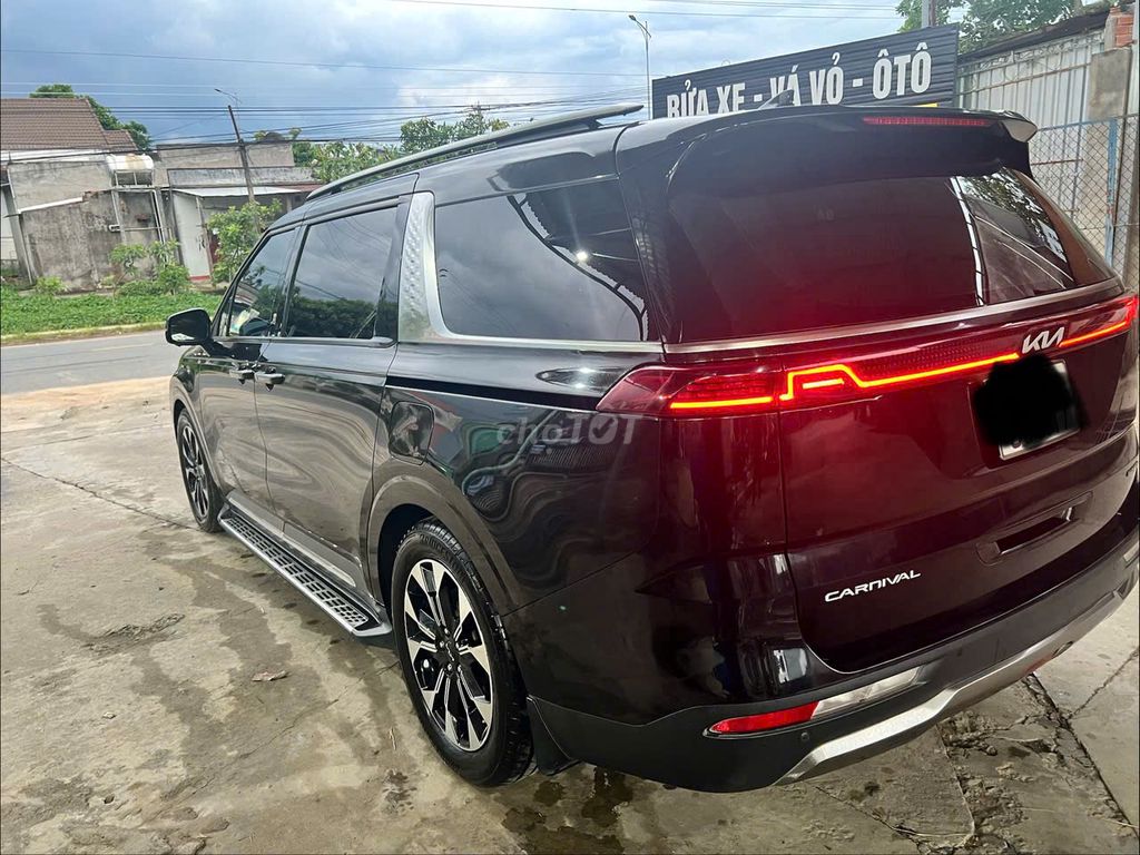 Kia Carnival 2023 - ảnh 4