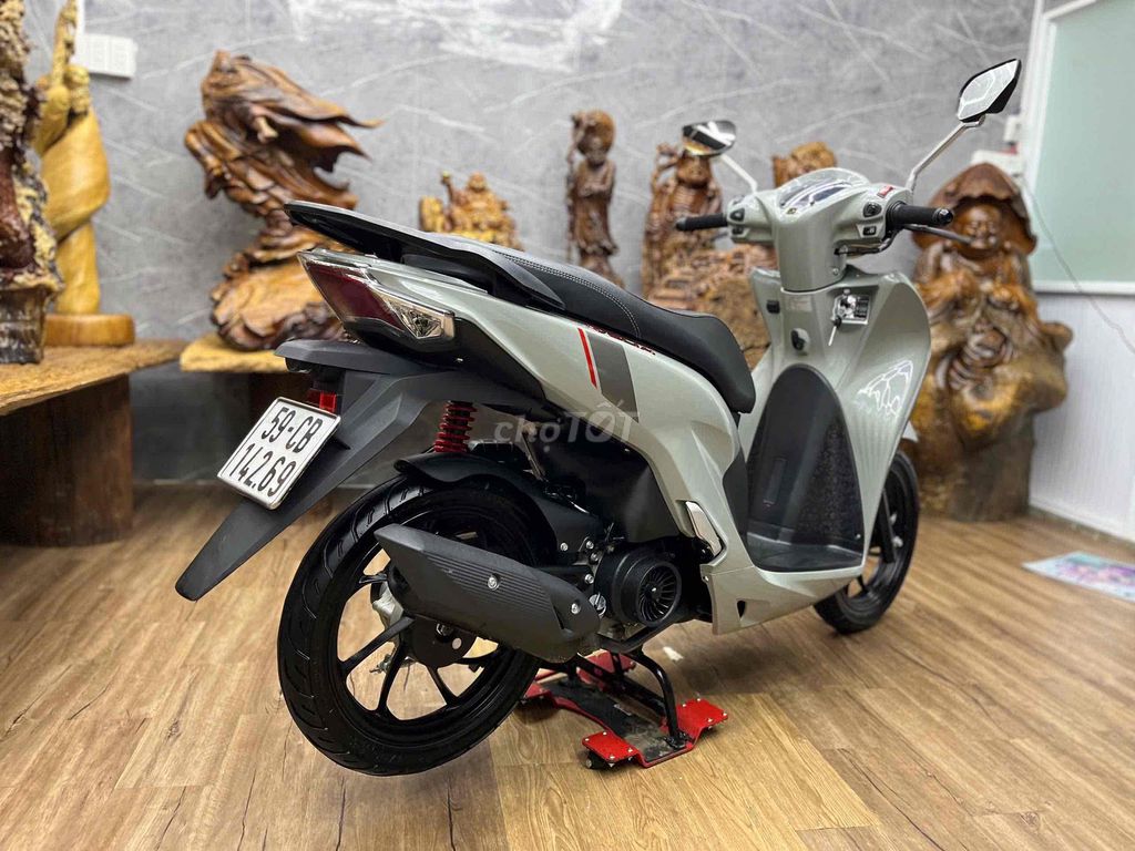 Velia 2025 - ảnh 2
