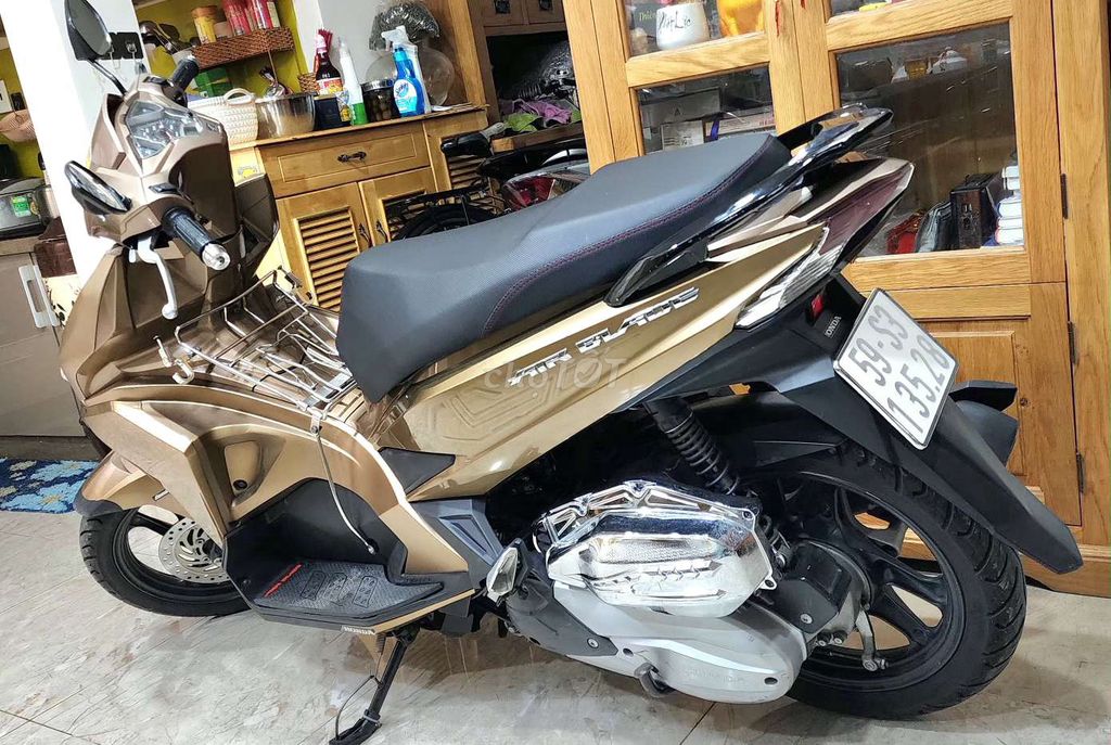 Honda Air Blade 2018 - ảnh 3