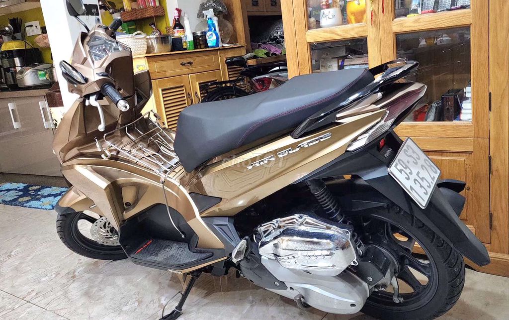 Honda Air Blade 2018 - ảnh 4