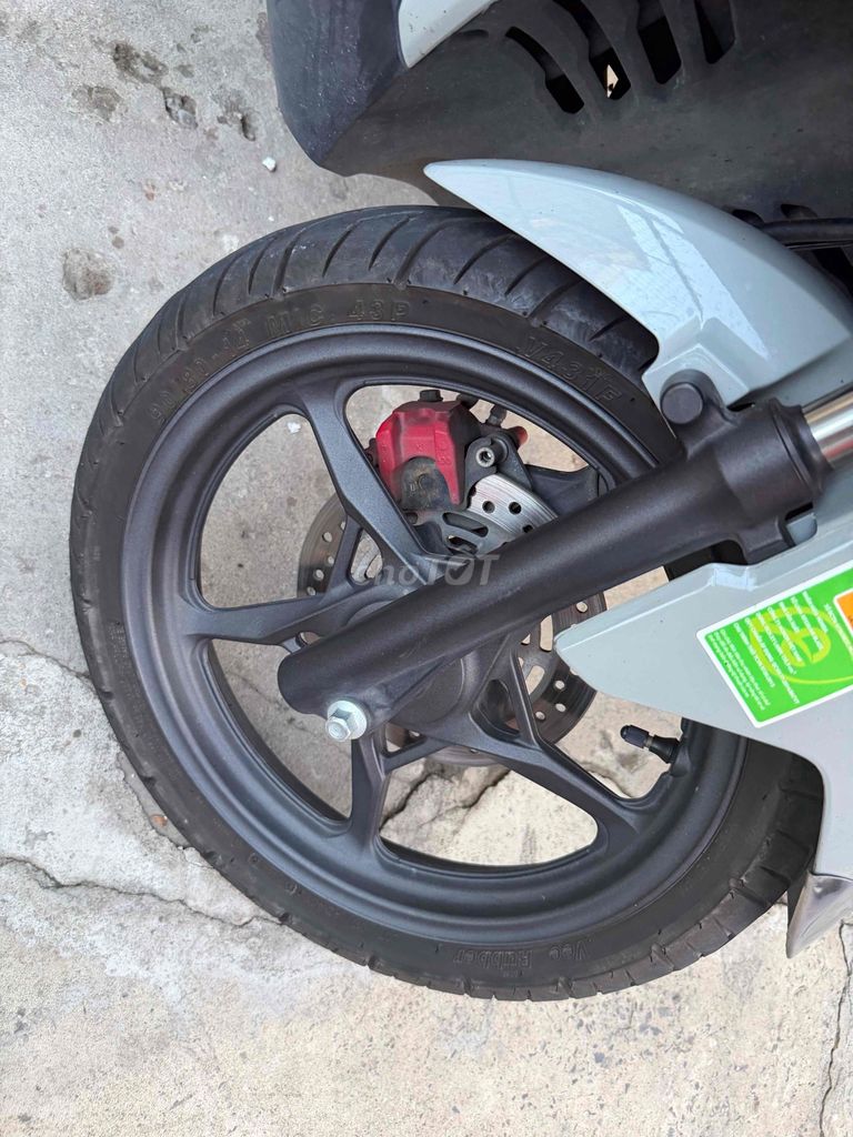 Honda Air Blade 2024 - ảnh 4