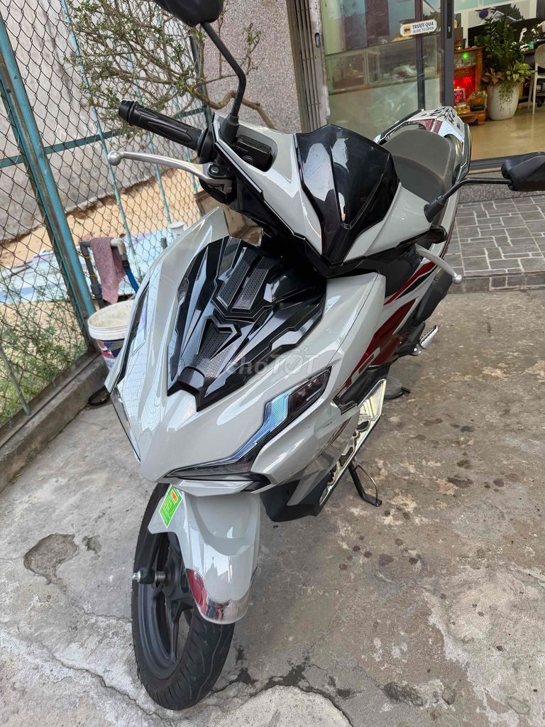 Honda Air Blade 2024 - ảnh 5