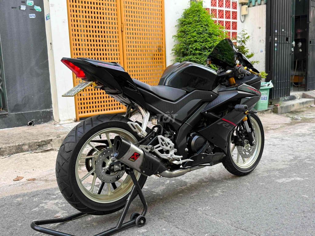R 2018 - ảnh 5