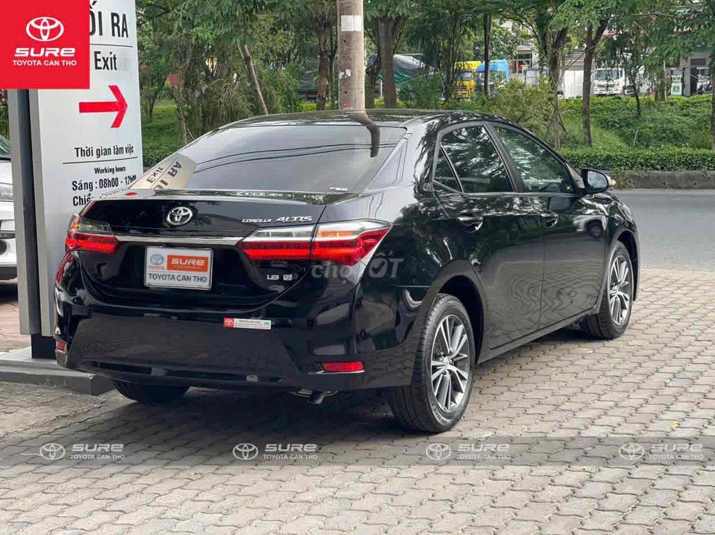 Toyota Corolla Altis 2020 - ảnh 4