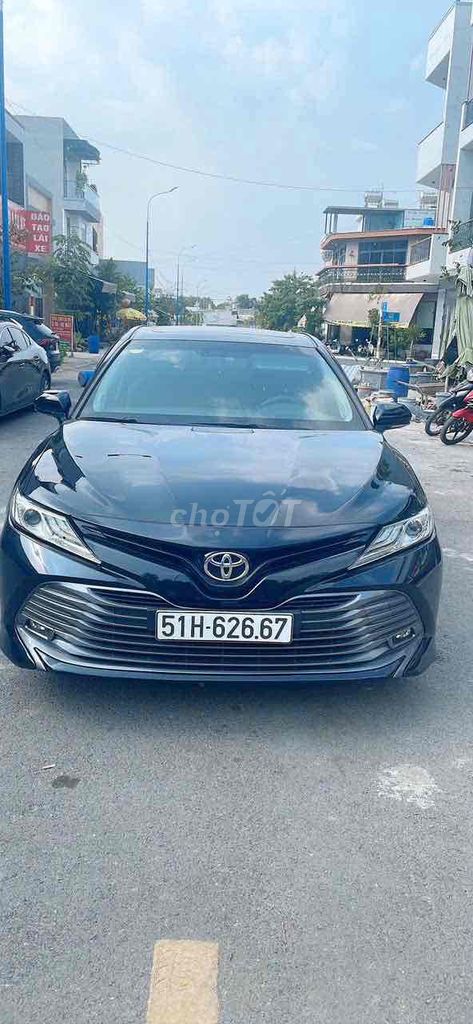 Toyota Camry 2.5Q - ảnh 1