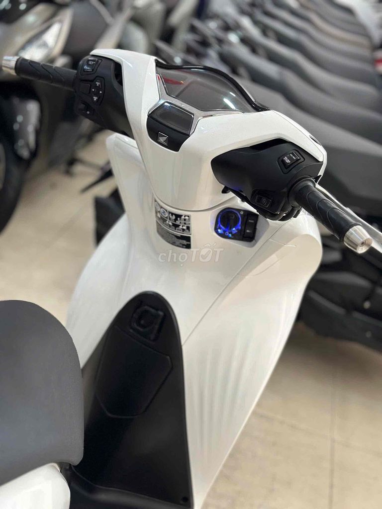 Honda SH 2021 - ảnh 2