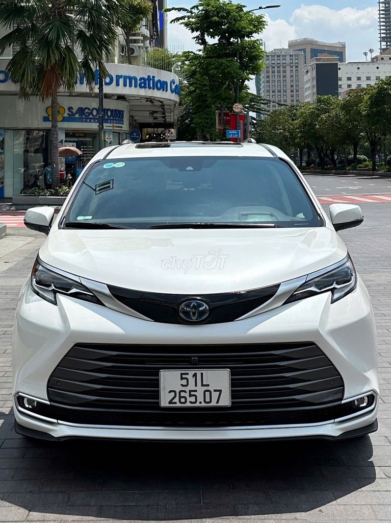 Toyota - ảnh 1
