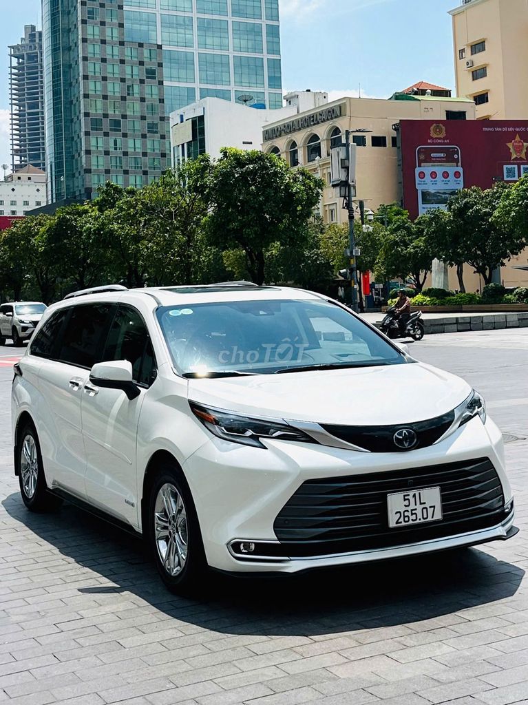 Toyota - ảnh 2