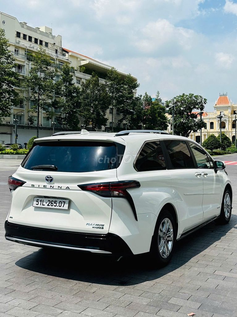 Toyota - ảnh 3