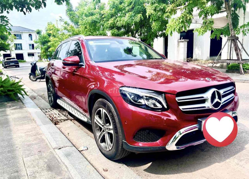Mercedes-Benz 2018 - ảnh 1