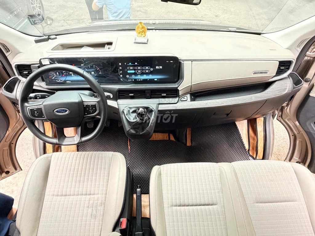 Ford Transit Premium - ảnh 2