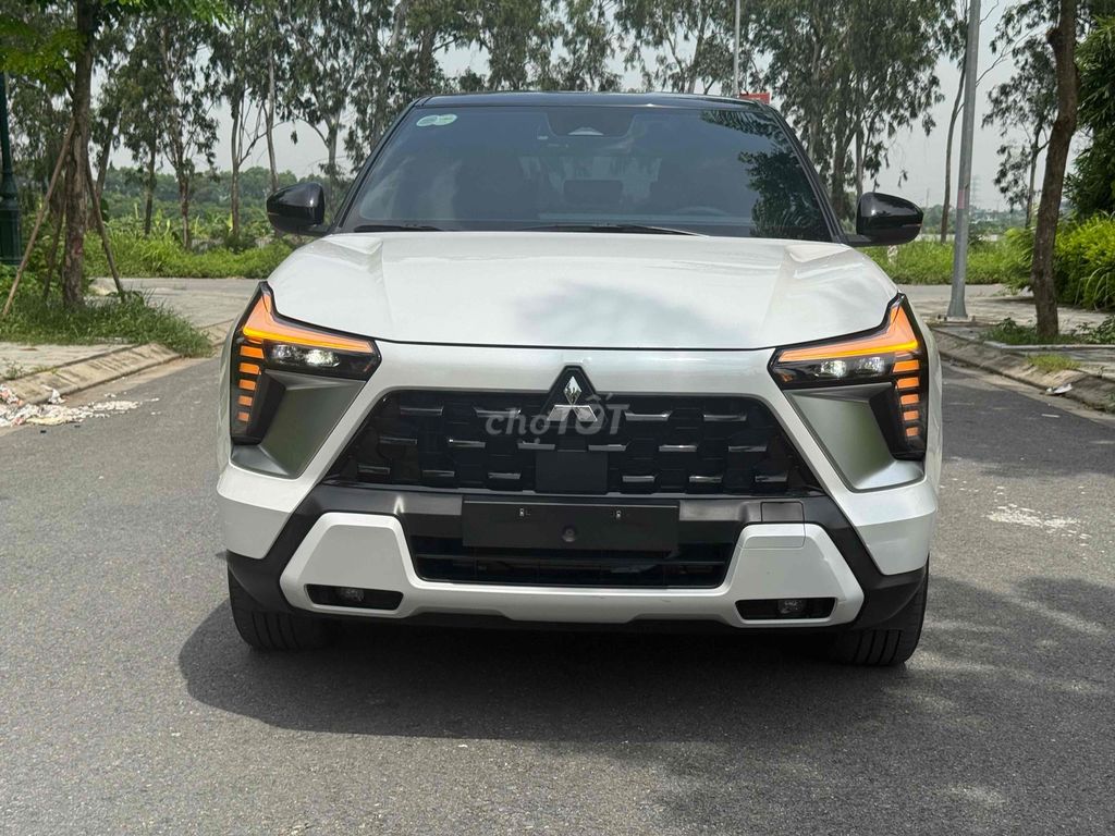 Mitsubishi Xforce Ultimate 2025 - ảnh 1