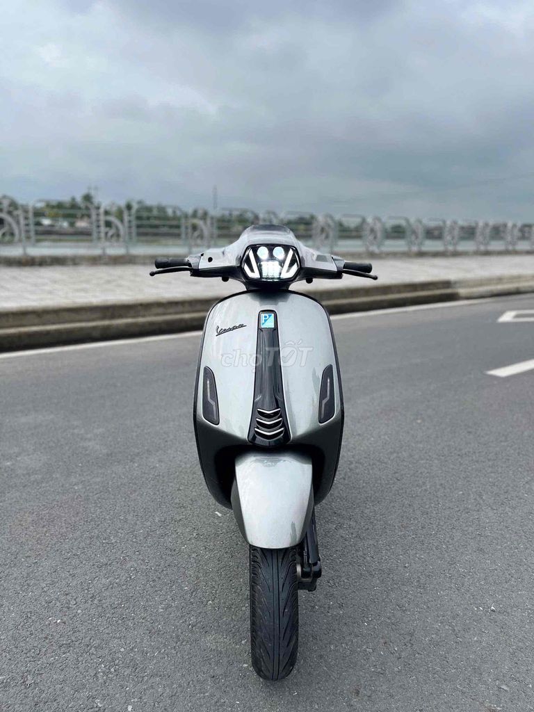 xe vespa 2019 - ảnh 1