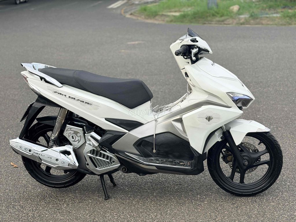 Honda Air Blade 2017 - ảnh 4