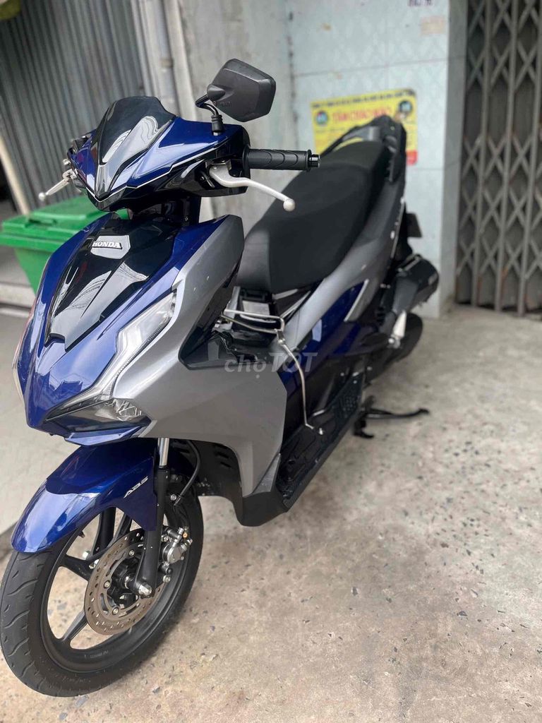 Honda Air Blade 2024 - ảnh 2