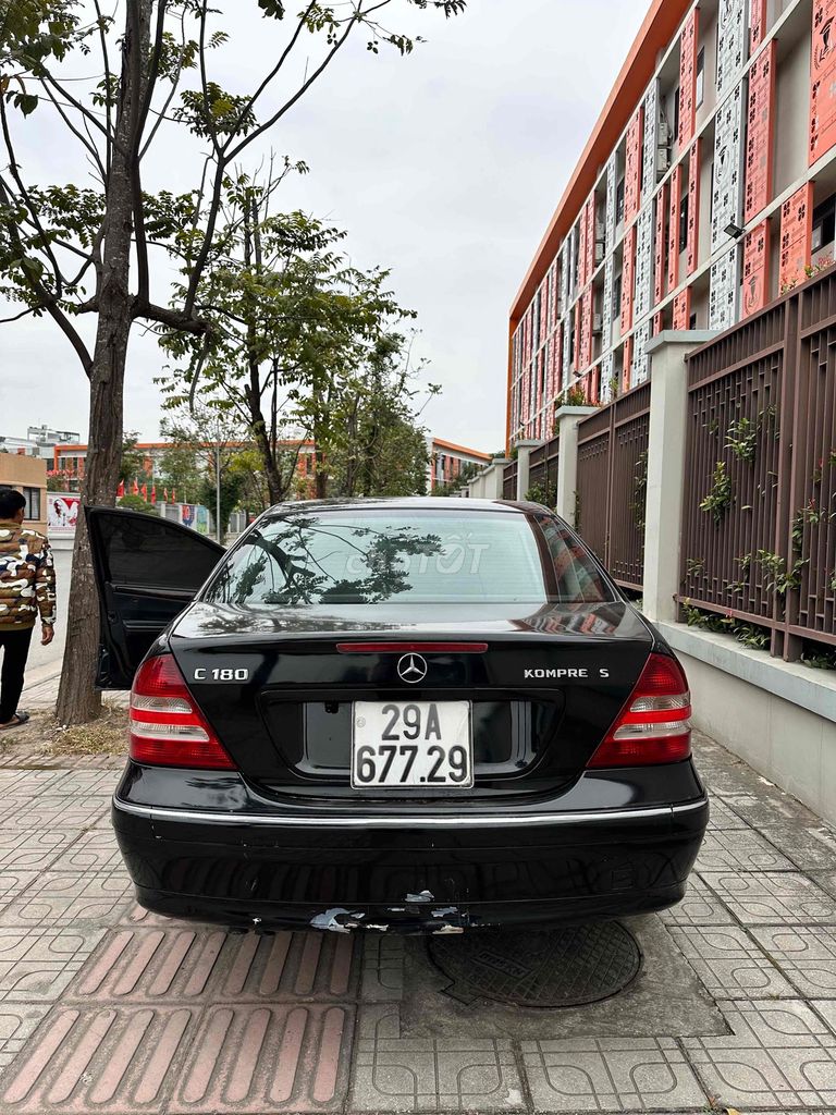Mercedes-Benz 2006 - ảnh 3