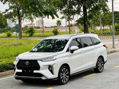 Toyota Veloz Cross - ảnh 1