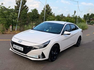 Hyundai Elantra 2024 - ảnh 1