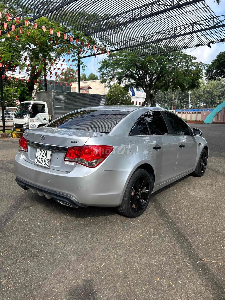 Chevrolet Lacetti 2009 - ảnh 1