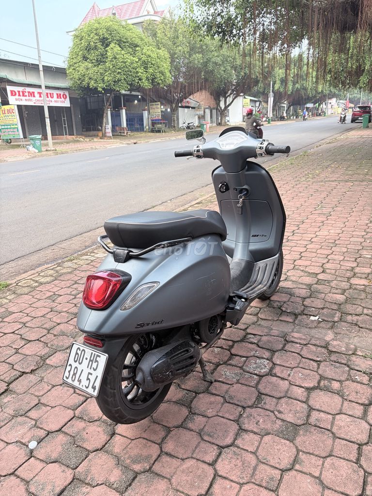Piaggio Vespa 2022 - ảnh 2