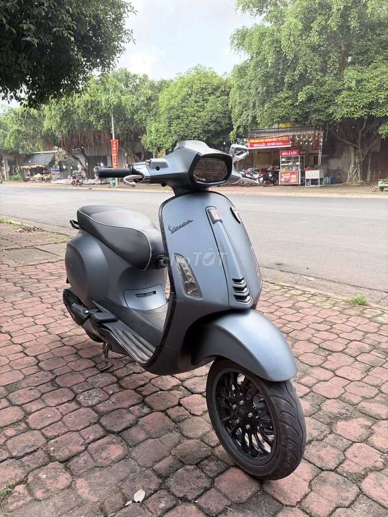 Piaggio Vespa 2022 - ảnh 4