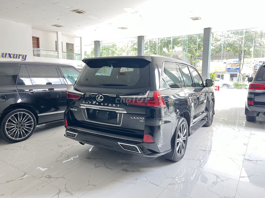 Lexus LX 2018 - ảnh 2