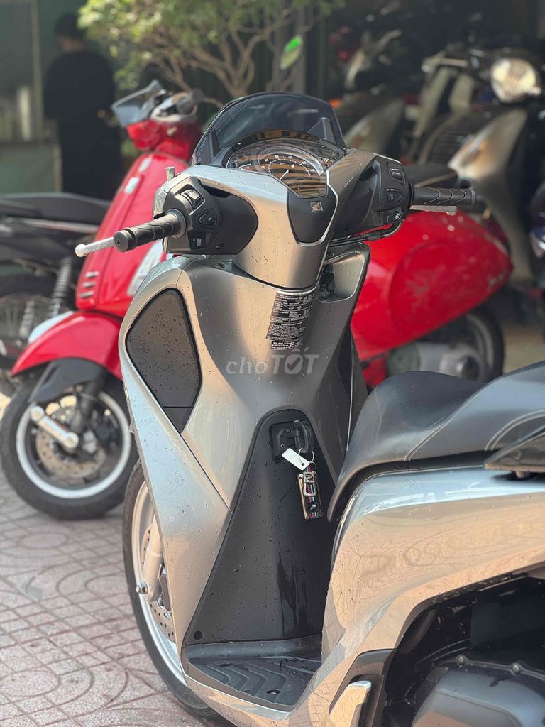 Honda SH 2017 - ảnh 1