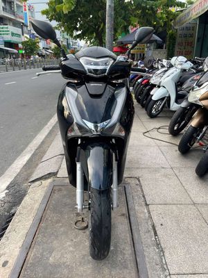 Honda SH 2018 - ảnh 1