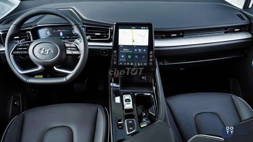Hyundai Custin 2024 - ảnh 3