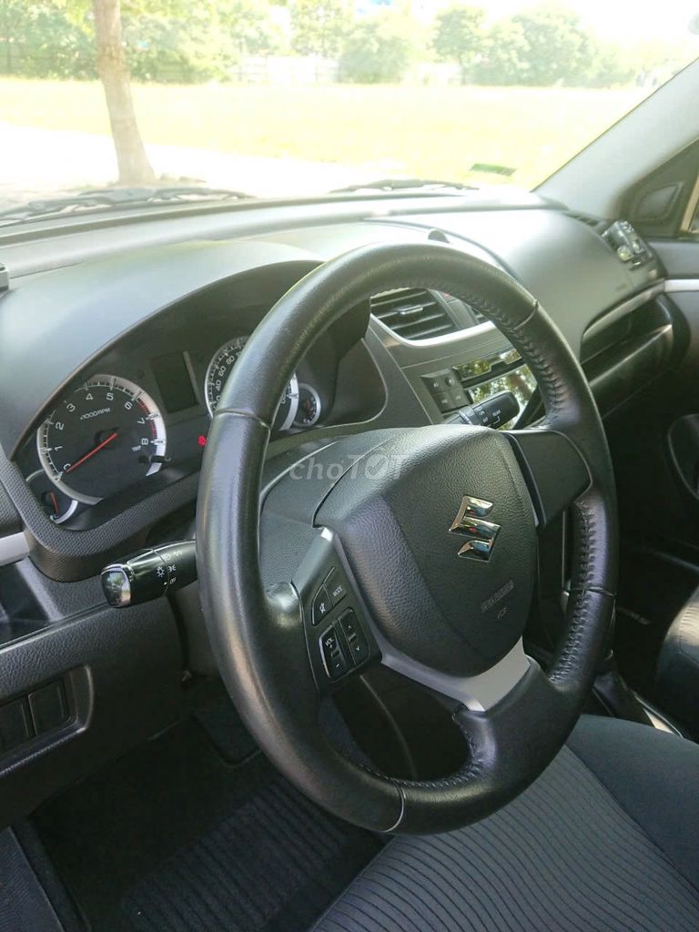 Suzuki Swift 2024 - ảnh 4