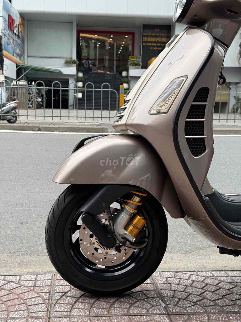 Piaggio Vespa 2022 - ảnh 2