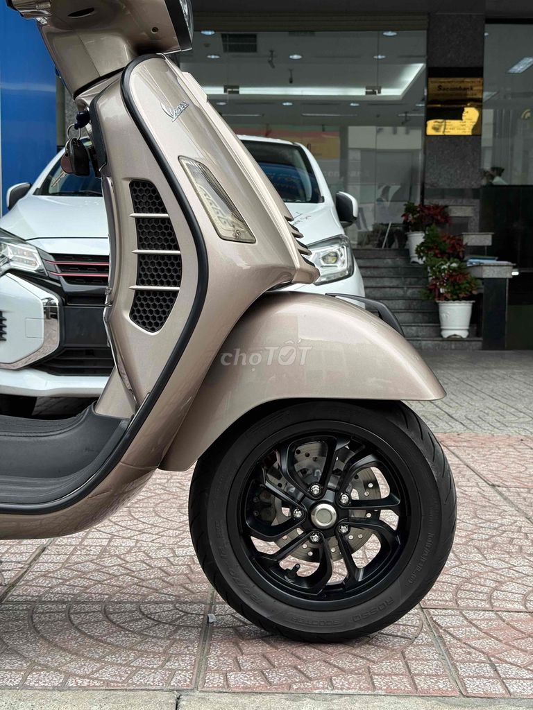 Piaggio Vespa 2022 - ảnh 4