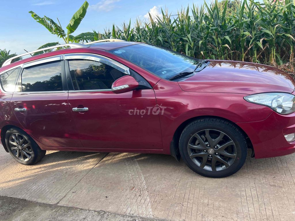 Hyundai 2010 - ảnh 2
