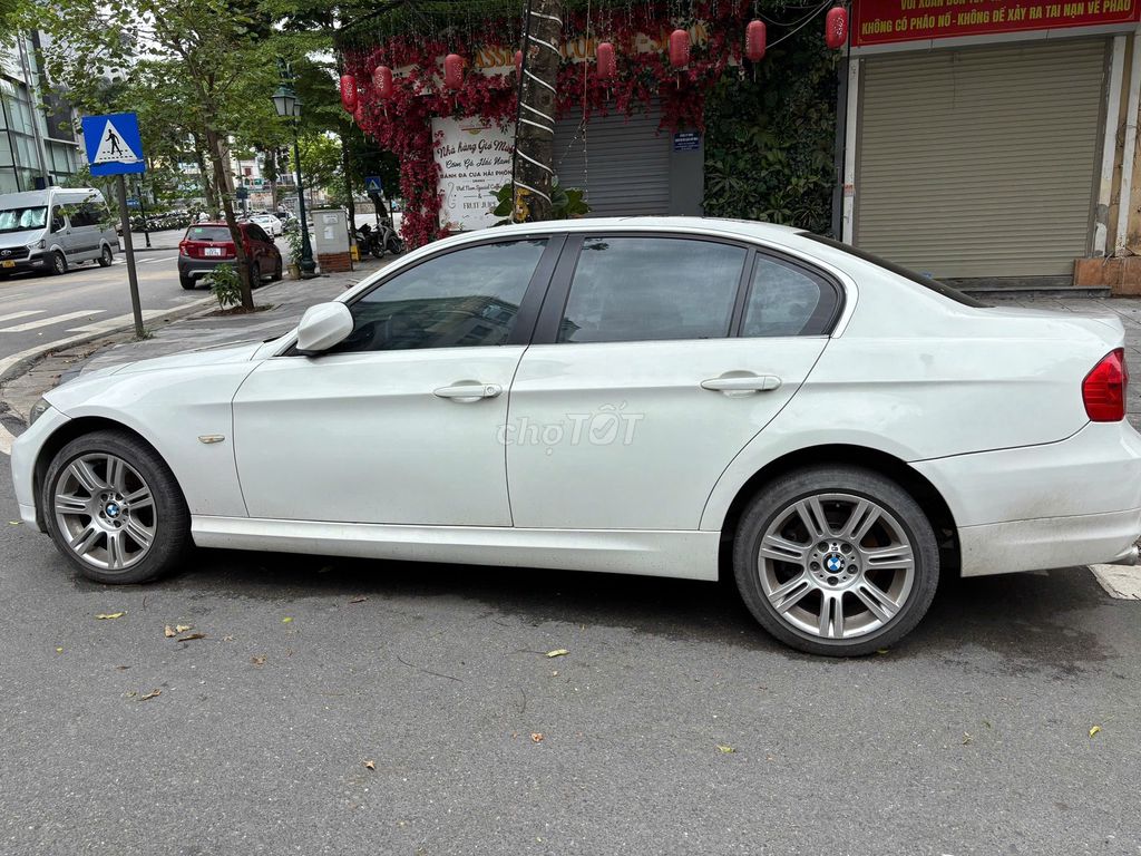 BMW 2010 - ảnh 5