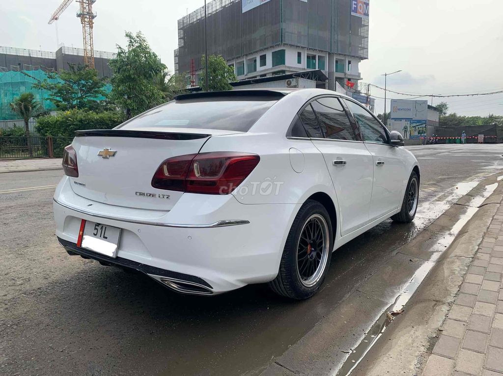 Chevrolet Cruze 2018 - ảnh 4