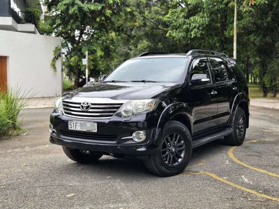 Toyota Fortuner 2015 - ảnh 1