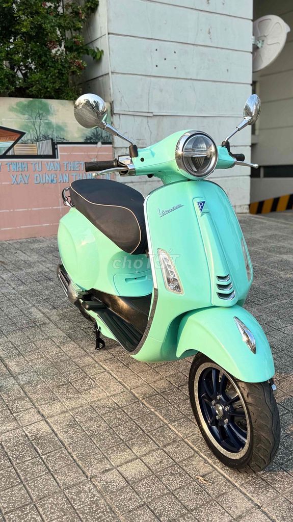 Piaggio Vespa 2022 - ảnh 1