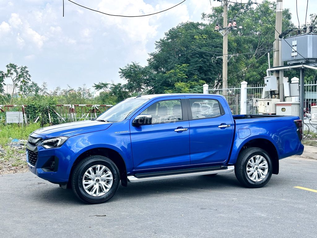 Isuzu Dmax 2025 - ảnh 2