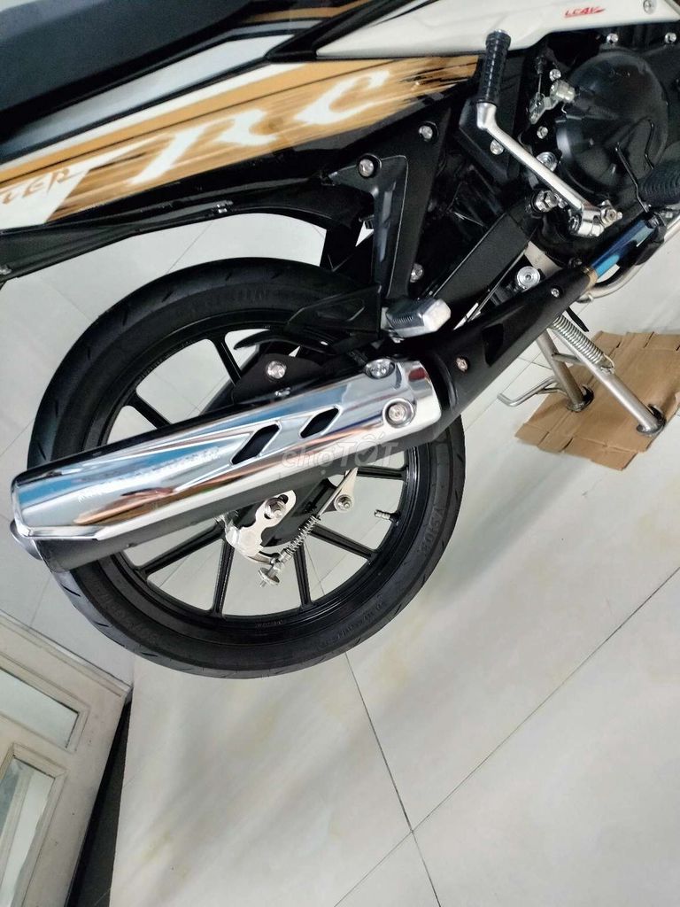 Yamaha Exciter 2010 - ảnh 3