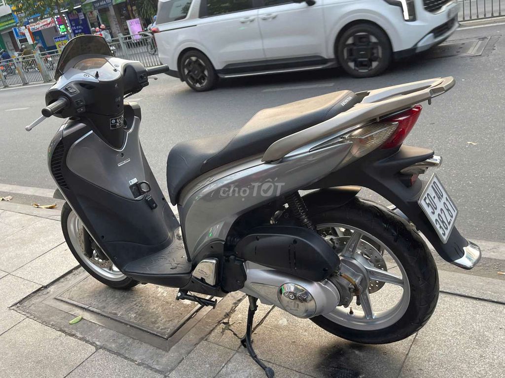Honda SH 2010 - ảnh 3