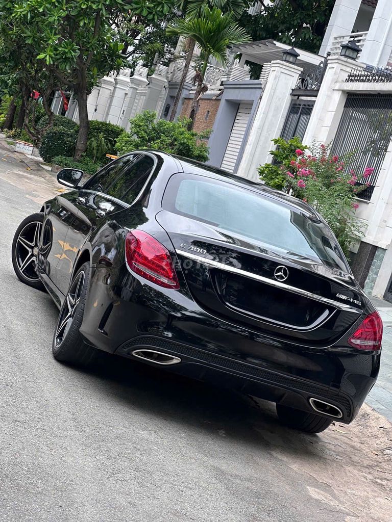 Mercedes-Benz 2016 - ảnh 2