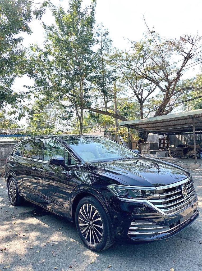 Volkswagen Viloran 2025 - ảnh 1