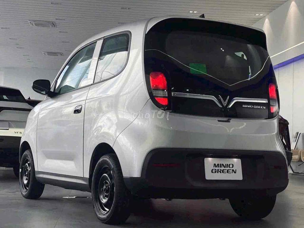 VinFast Minio Green - ảnh 4