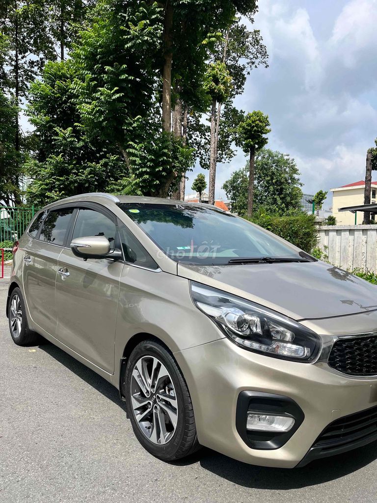 Kia Rondo - ảnh 5