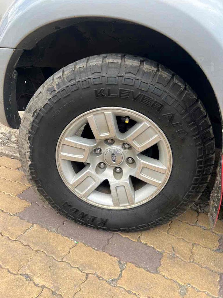 Ford Everest 2008 - ảnh 5