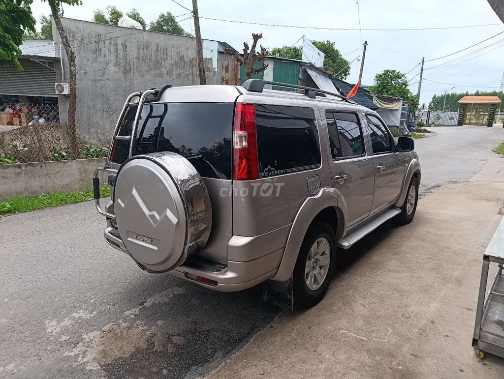 Ford Everest 2007 - ảnh 2
