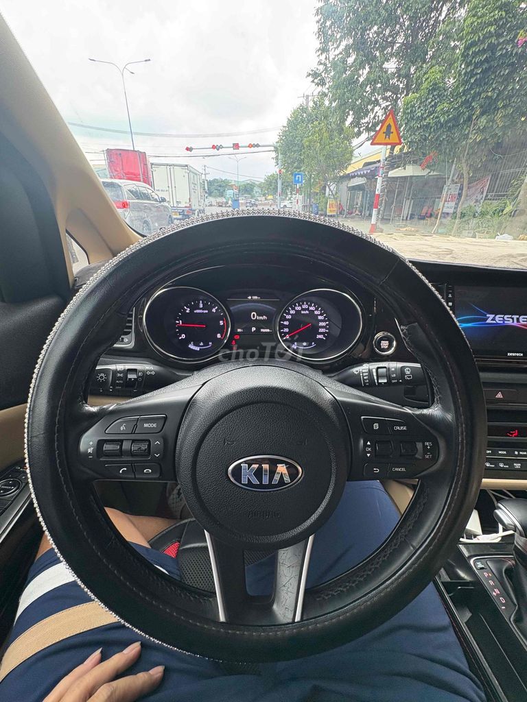Kia Sedona 2019 - ảnh 3